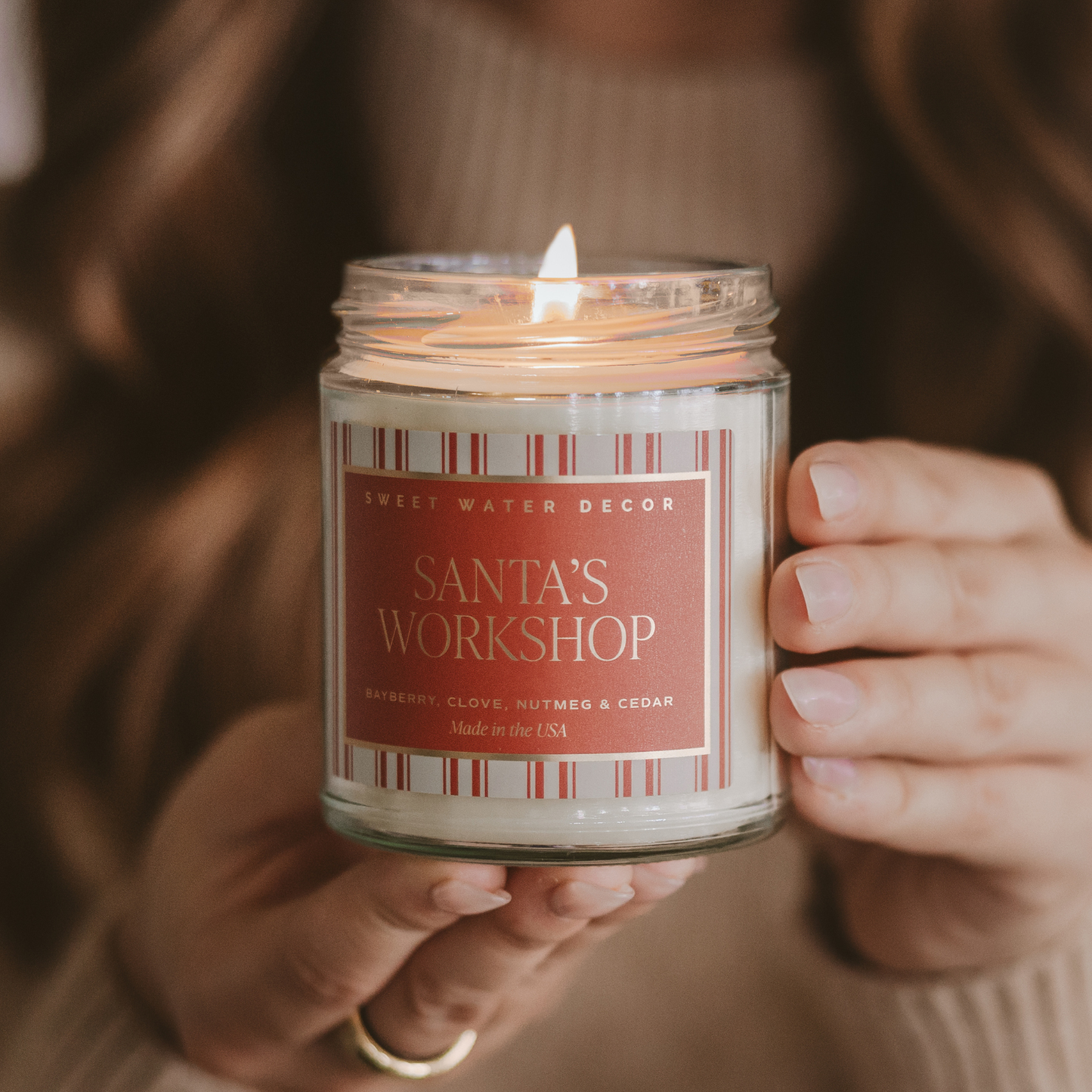 *NEW* Santa's Workshop 9 oz Soy Candle - Christmas Decor