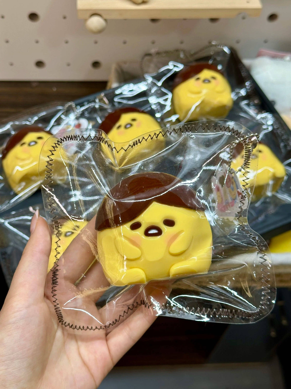 Lazy Egg Taojiji Taba Squishy Toy Kawaii Egg Character Collectible Just Squeeze Studio Thick Cream Texture