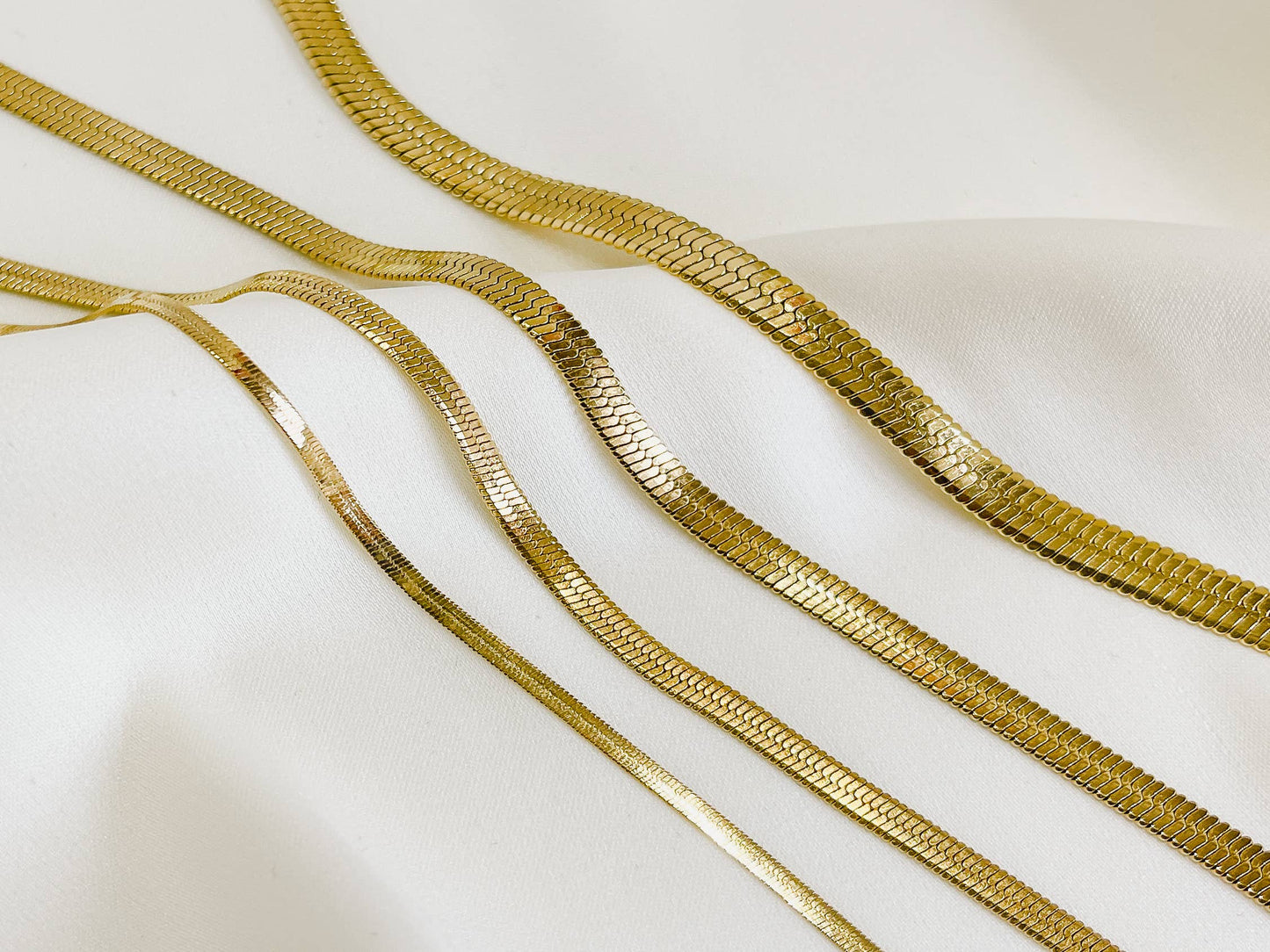 N021 herringbone necklace, herringbone gold necklace