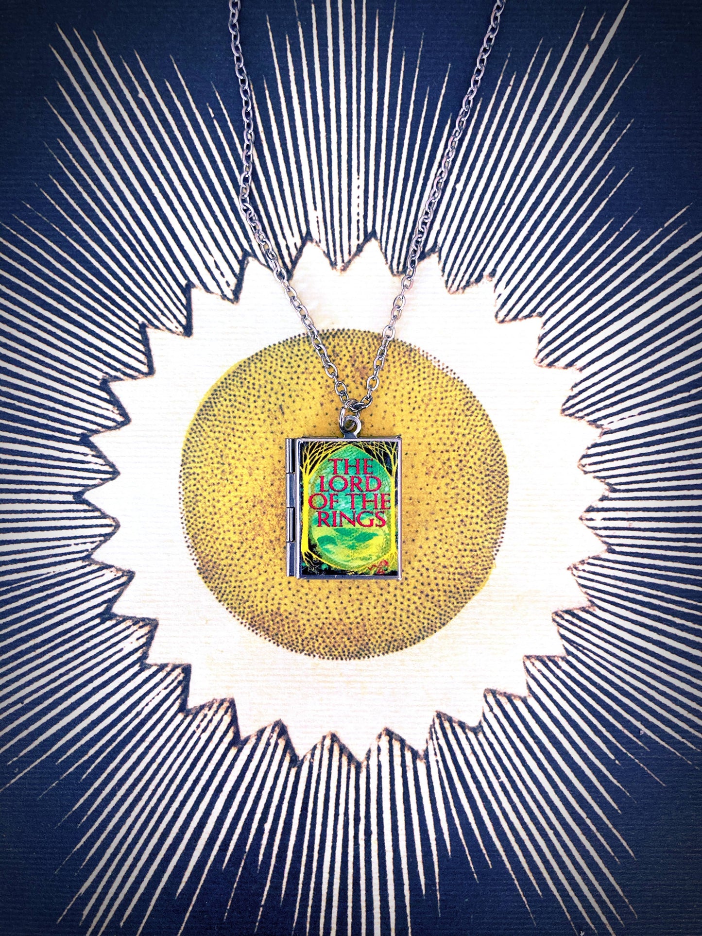 Book Locket The Lord of the Rings - Forest