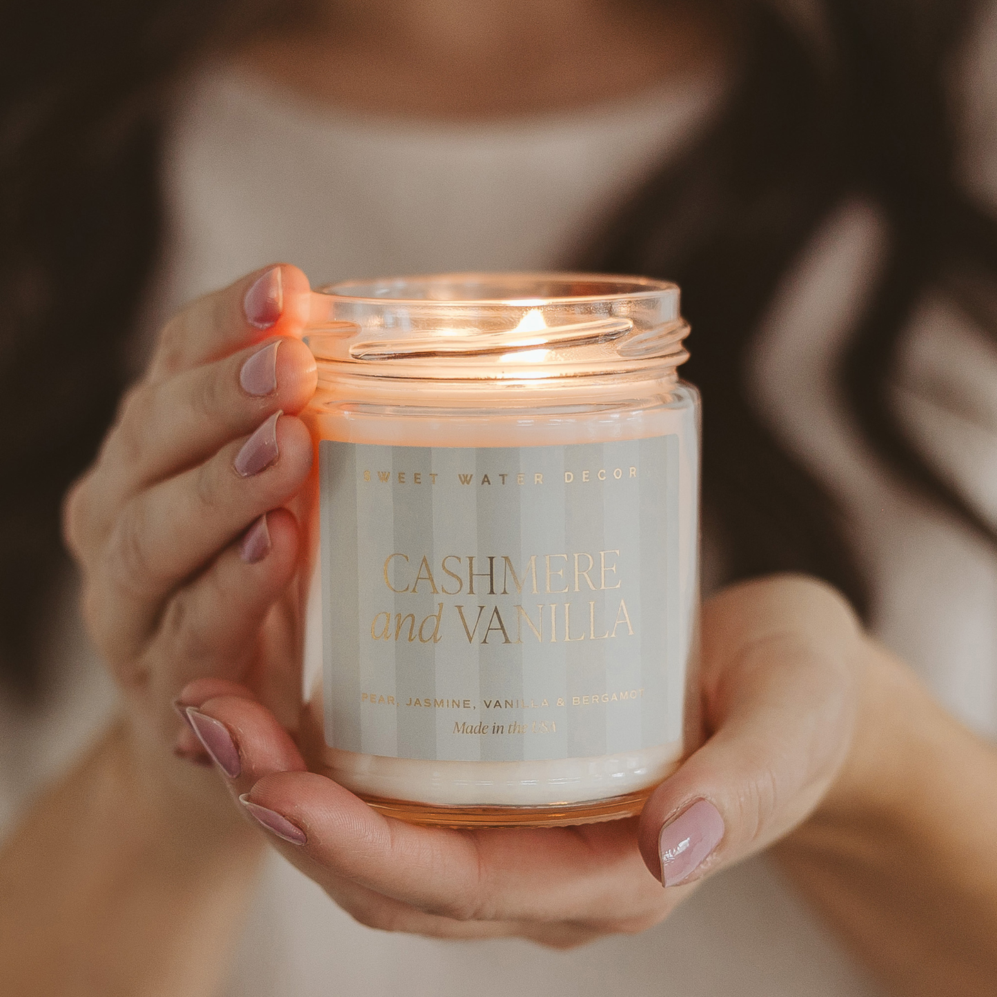Cashmere and Vanilla 9 oz Soy Candle - Home Decor