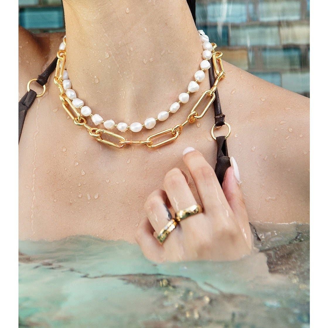 Hailey Pearl Necklace