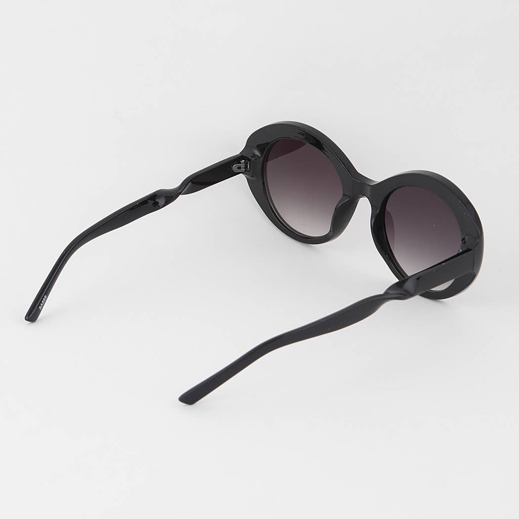 Minimal Round Sunglasses