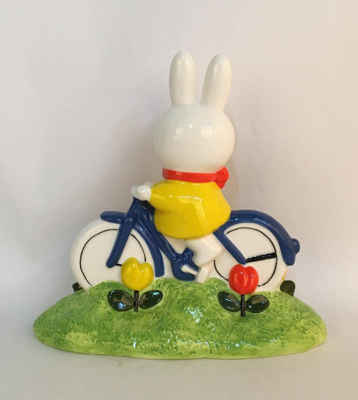 MIFFY Tulip Garden Bike Ride Figurine