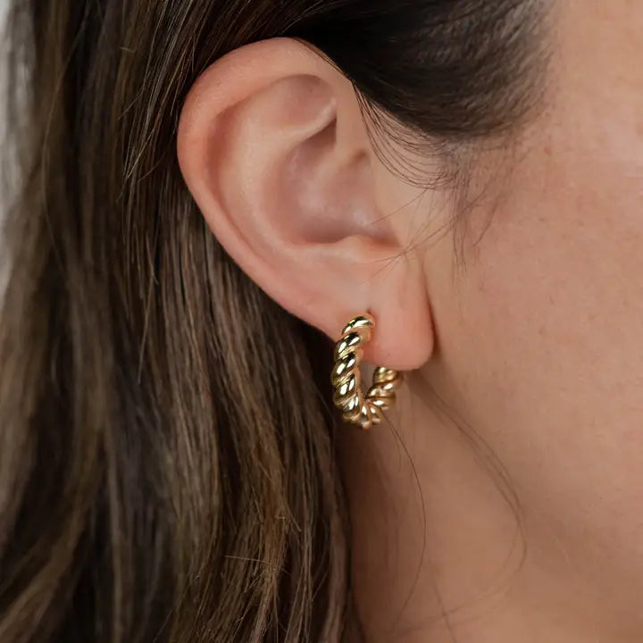 Golden Hoop - Twisted - Earring
