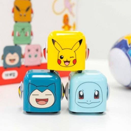 Pokemon Cube Pull-back Car Random Blind Capsule Toy