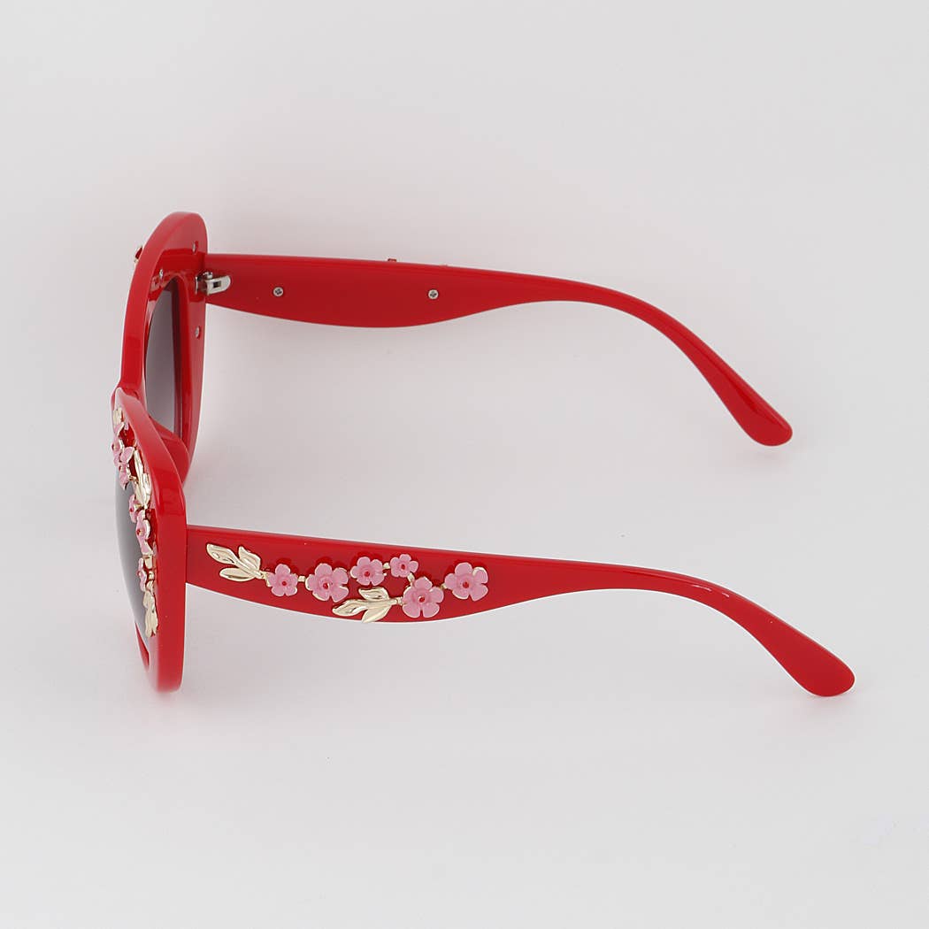 Lovely Flower Lined Cateye Sunglasses
