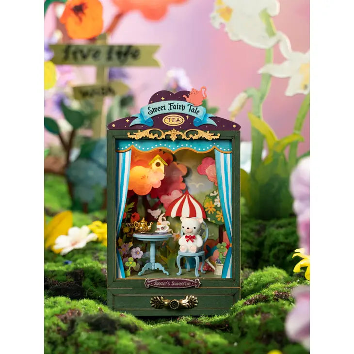Diy Miniature House (Theater Box) Kit: Bear's Sweetie