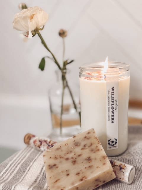 Wildflowers : Apothecary Candle ( Releasing )