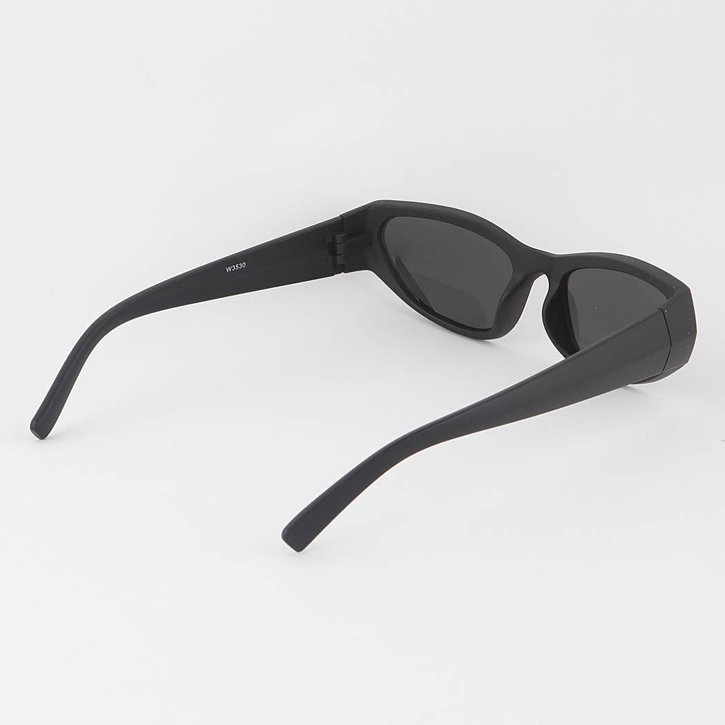 Monochrome Oval Sunglasses