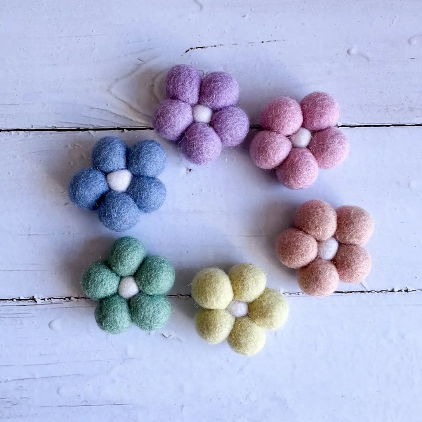 One Spring / Summer Felt Flower Daisy
