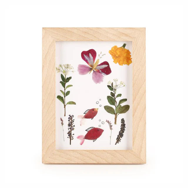 Huckleberry Pressed Flower Frame