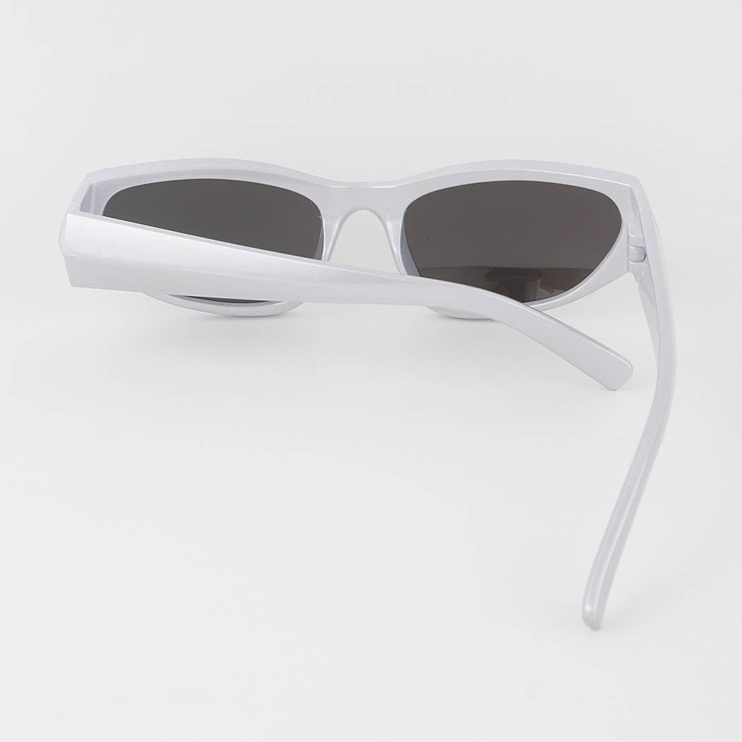 Monochrome Oval Sunglasses