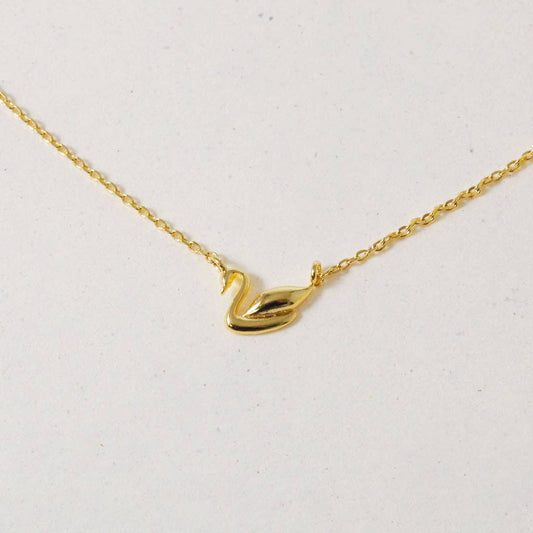 Swan-derland, necklace