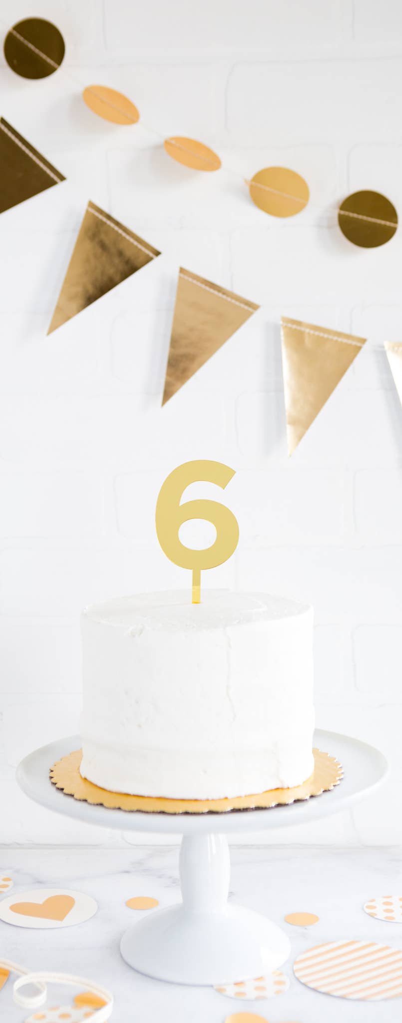 Basic Gold
Acrylic Number 6