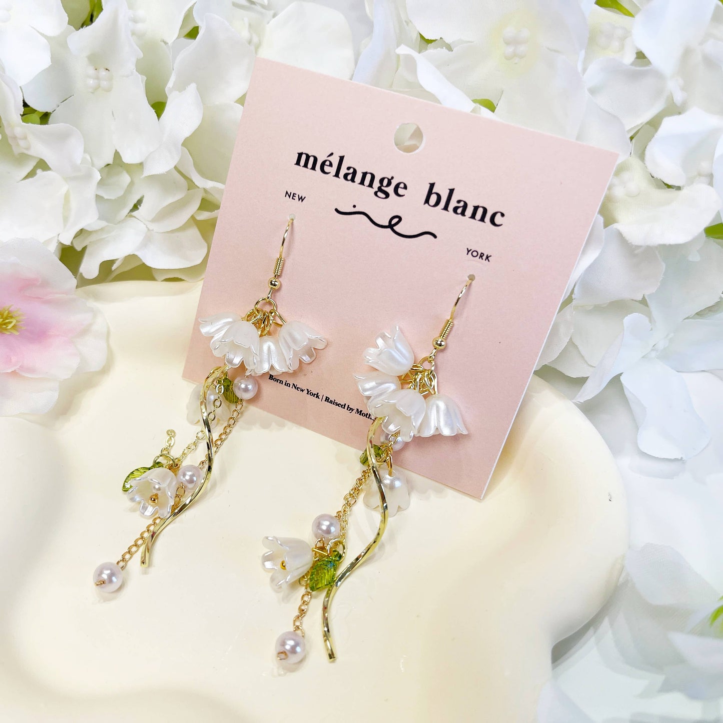E189 lily flower earrings, floral earrings, flower earrings