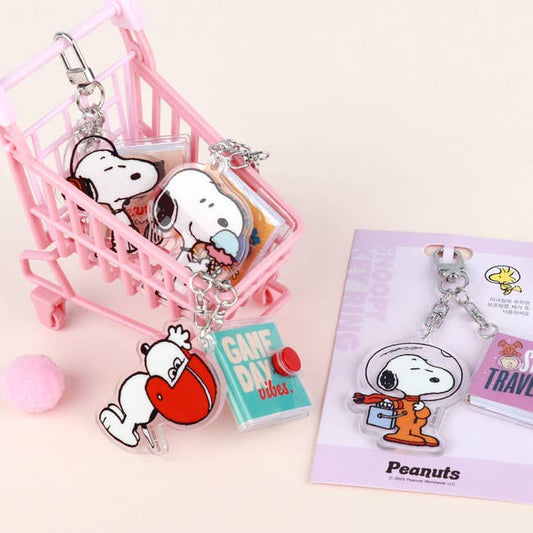 Peanuts Snoopy Mini Note Keychain with Charm