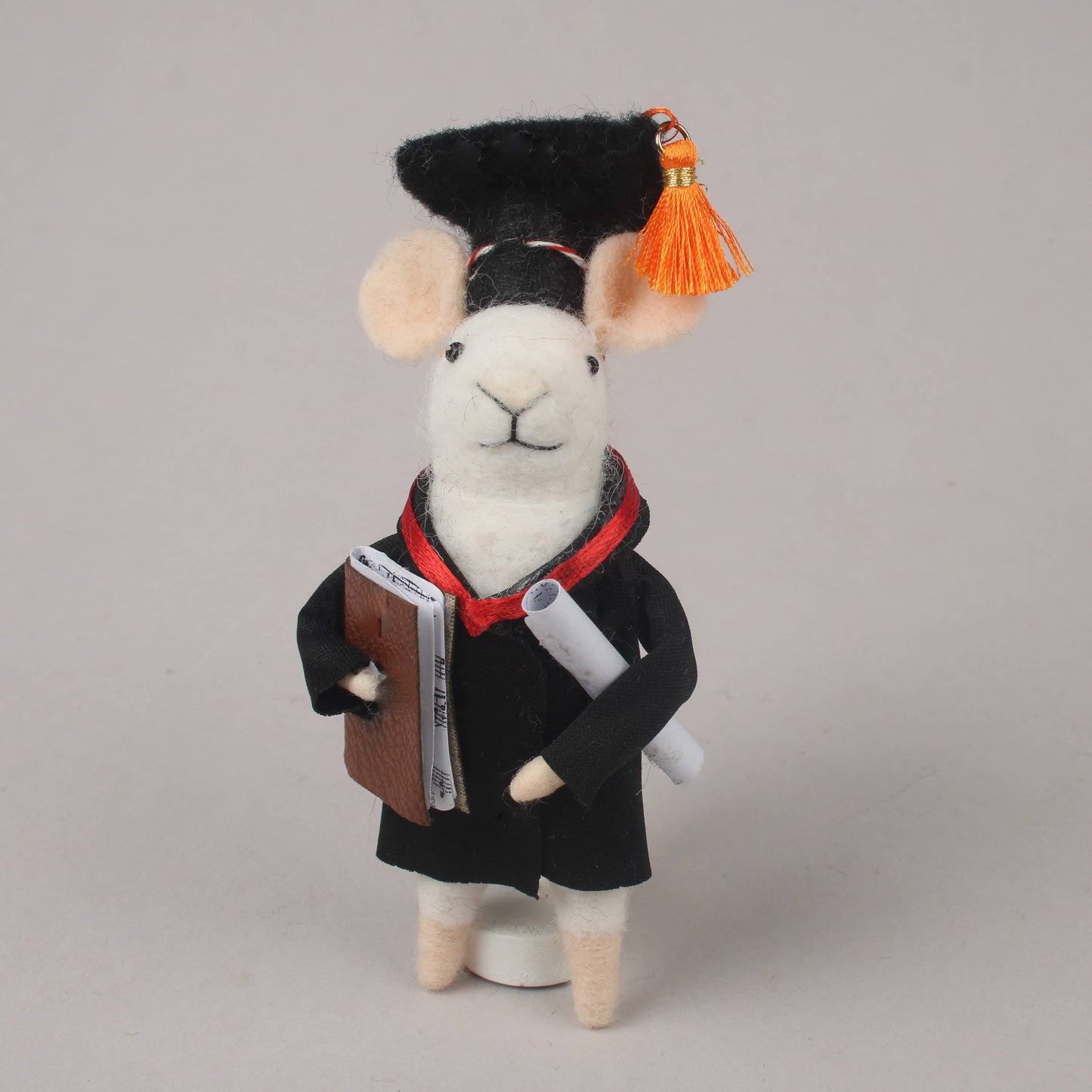 Felt Graduate Mouse