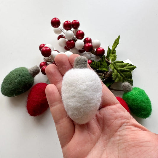 One Felt Christmas Ombre Light Bulbs