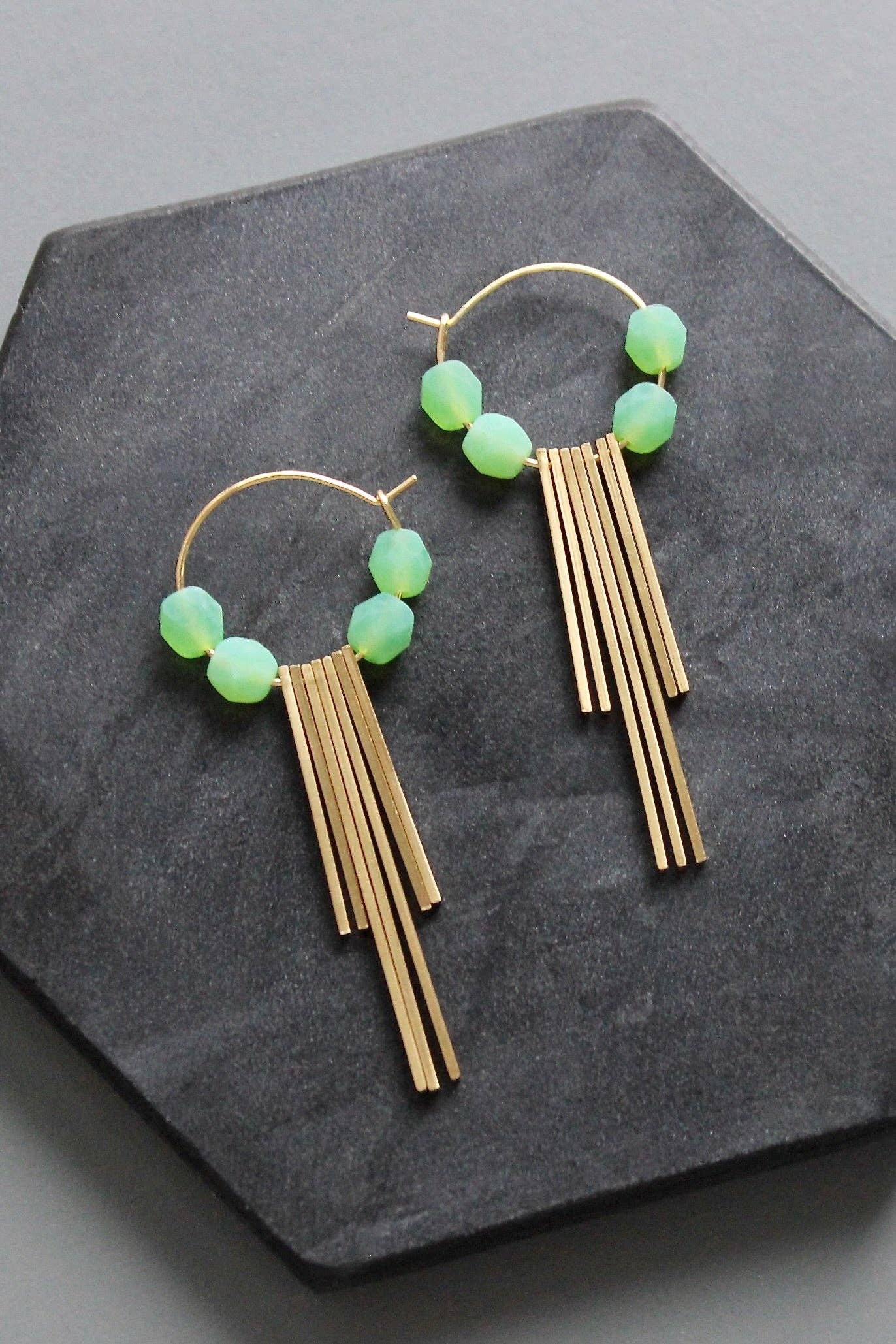 KYLE26 mint glass geometric hoop earrings