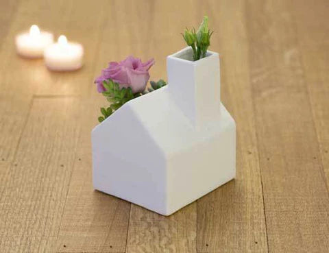 Mini Coozy Cottage Planter