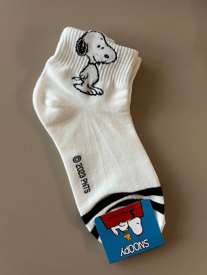 Peanuts Snoop Crew Ankle Socks- Ultra Soft Cotton