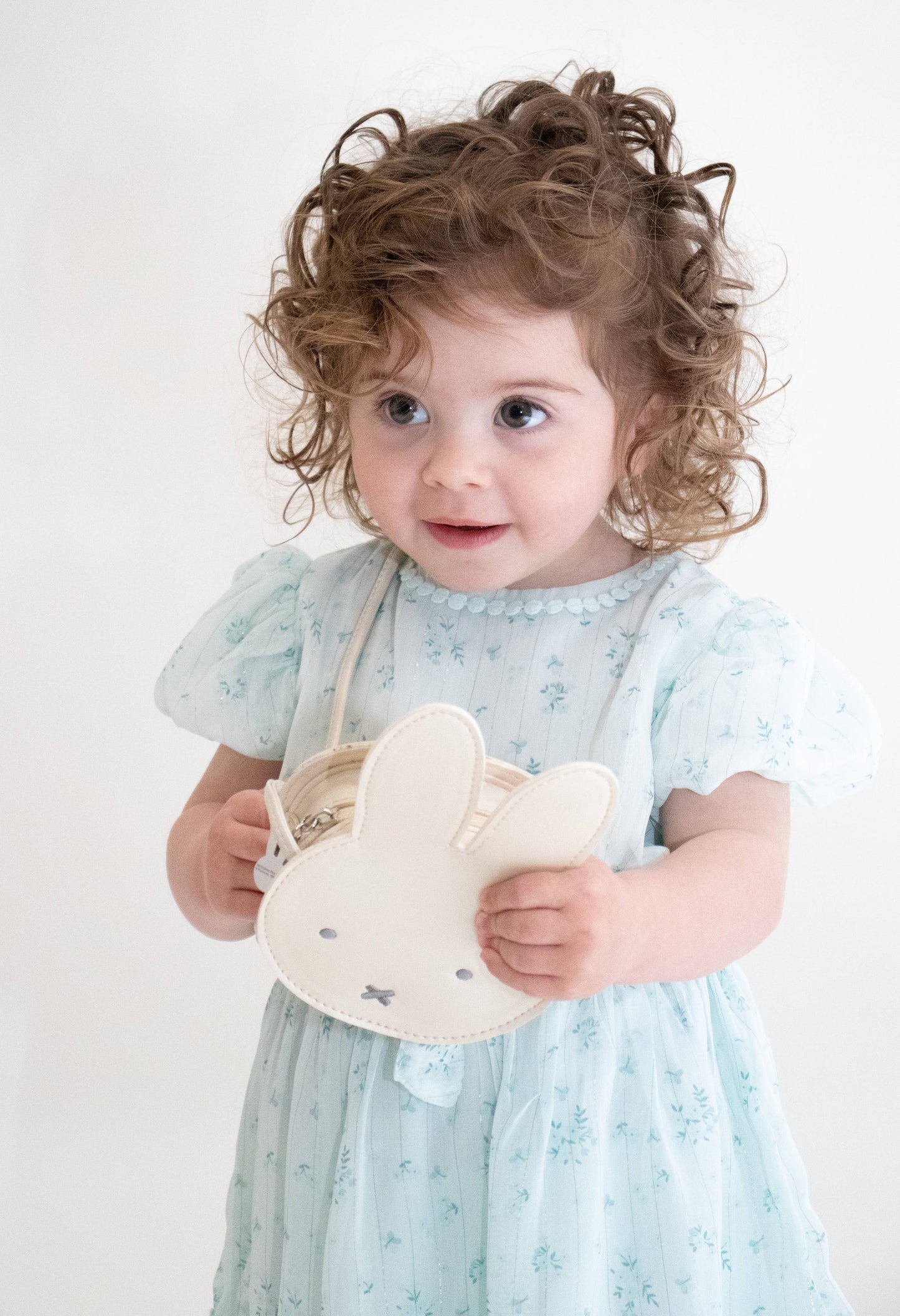 Miffy Beige Shoulder Bag for Kids Collection ©Mercis Bv