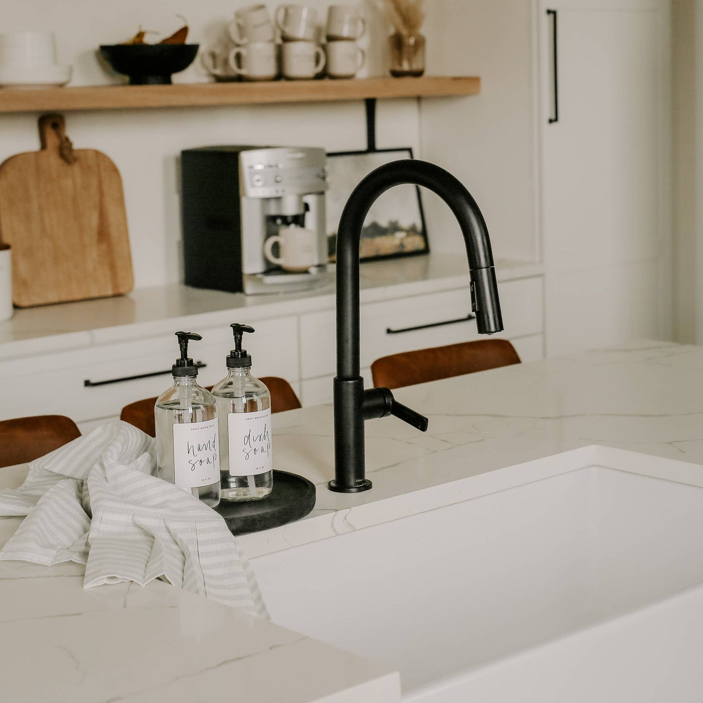 Black Round Wood Tray