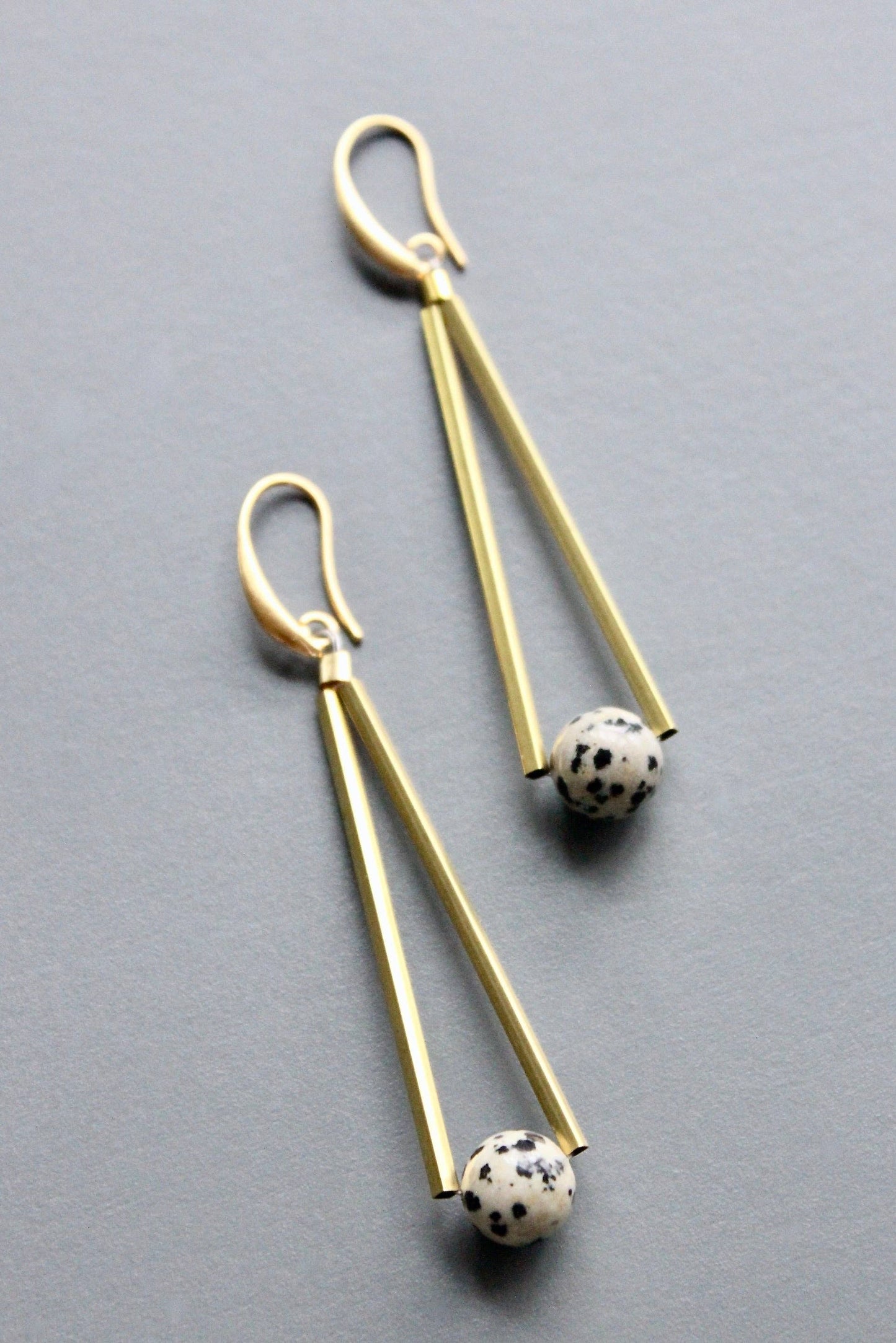HYLE65 Dalmatian earrings