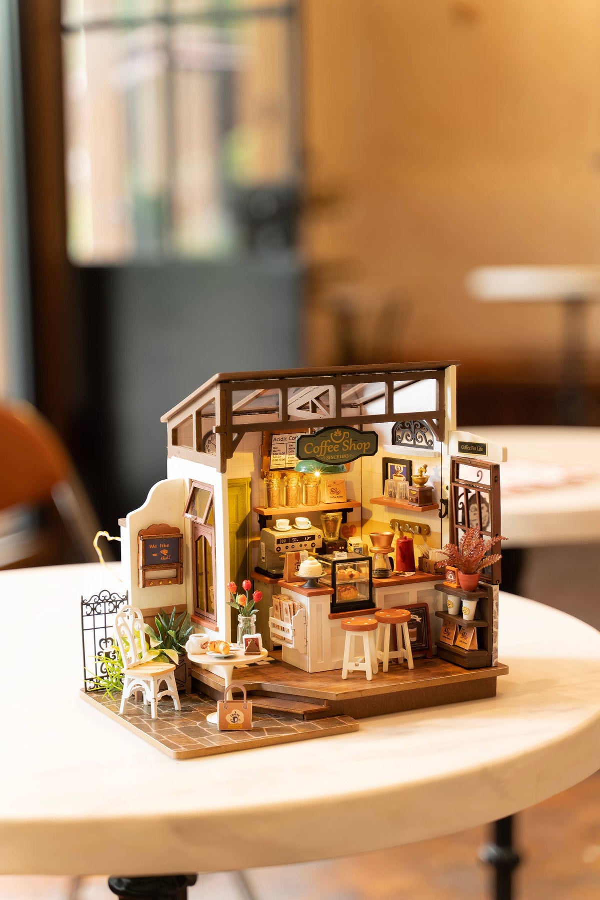 DIY Miniature House Kit: Slow Life Café