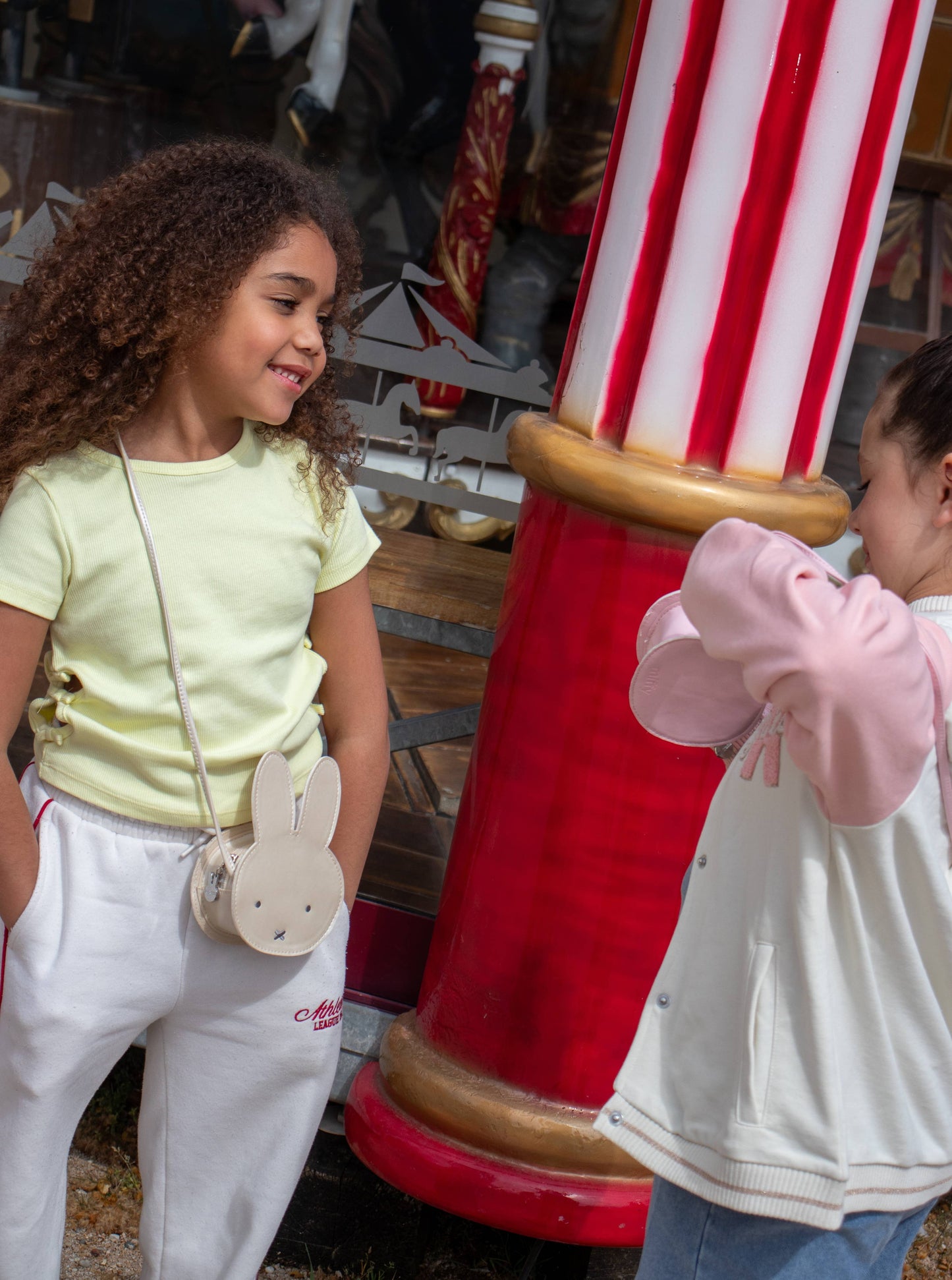 Miffy Beige Shoulder Bag for Kids Collection ©Mercis Bv