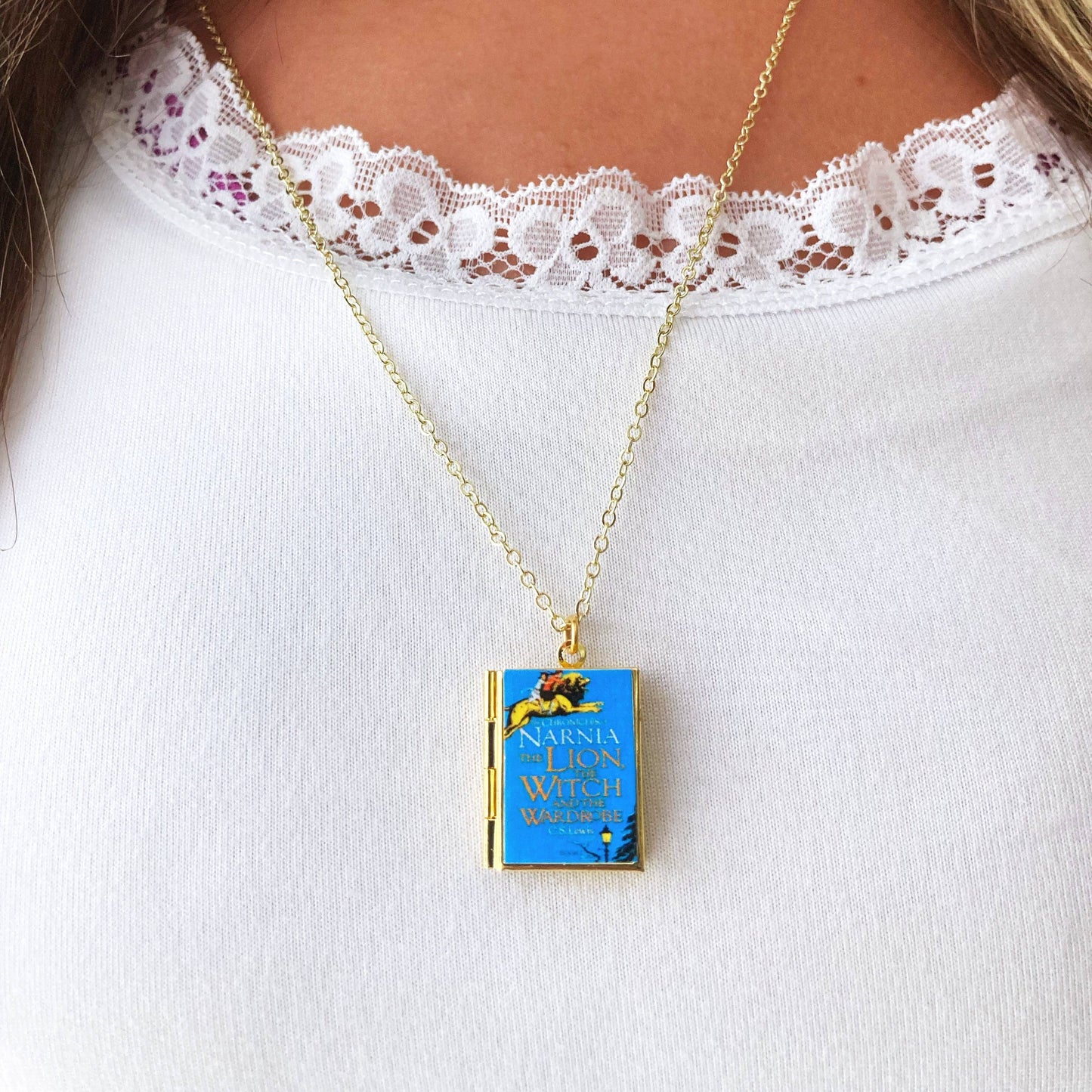 Book Locket Chronicles of Narnia - Blue with Aslan
