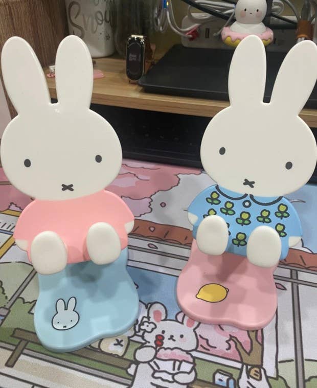 Miffy Figure Phone Grip with a Stand/Decoration Random Box