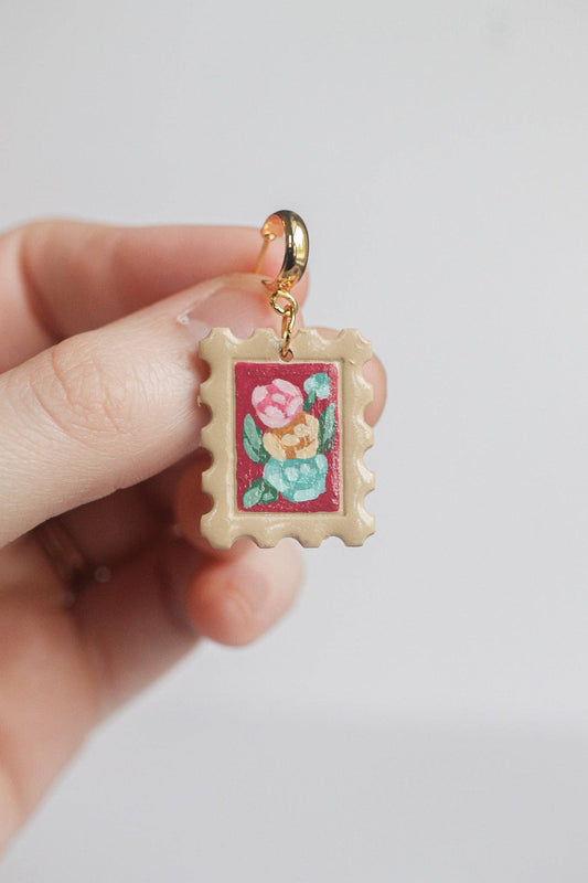 Charlotte Hoop in Burgundy