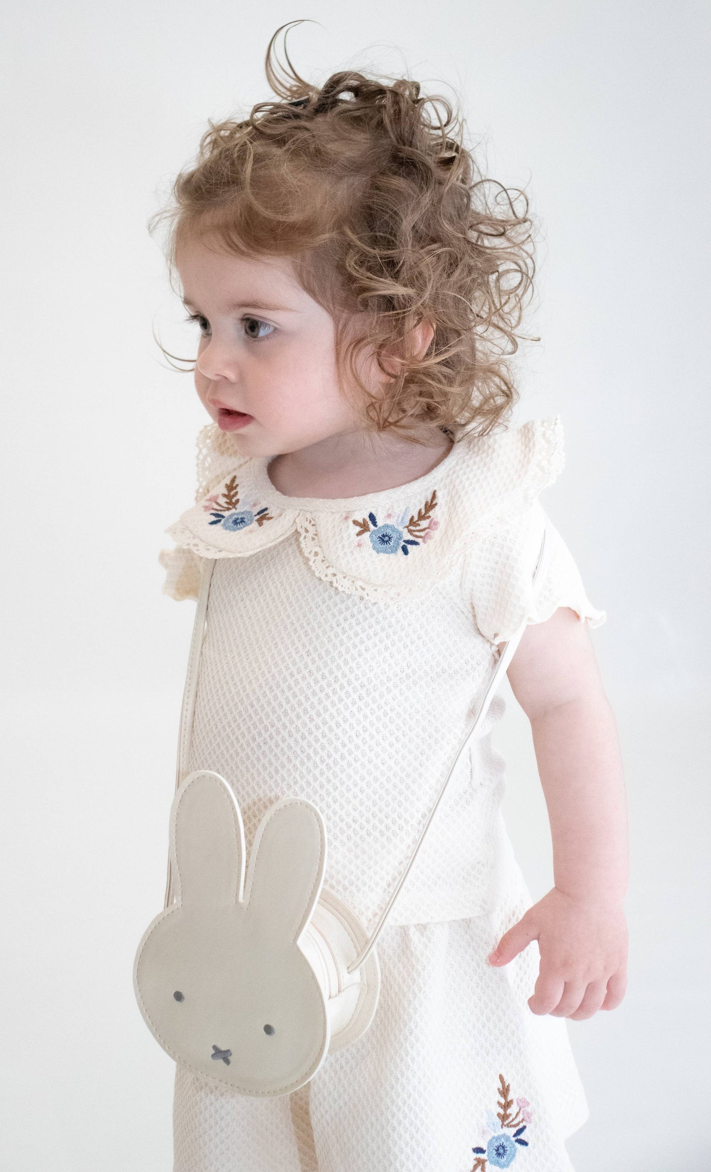 Miffy Beige Shoulder Bag for Kids Collection ©Mercis Bv