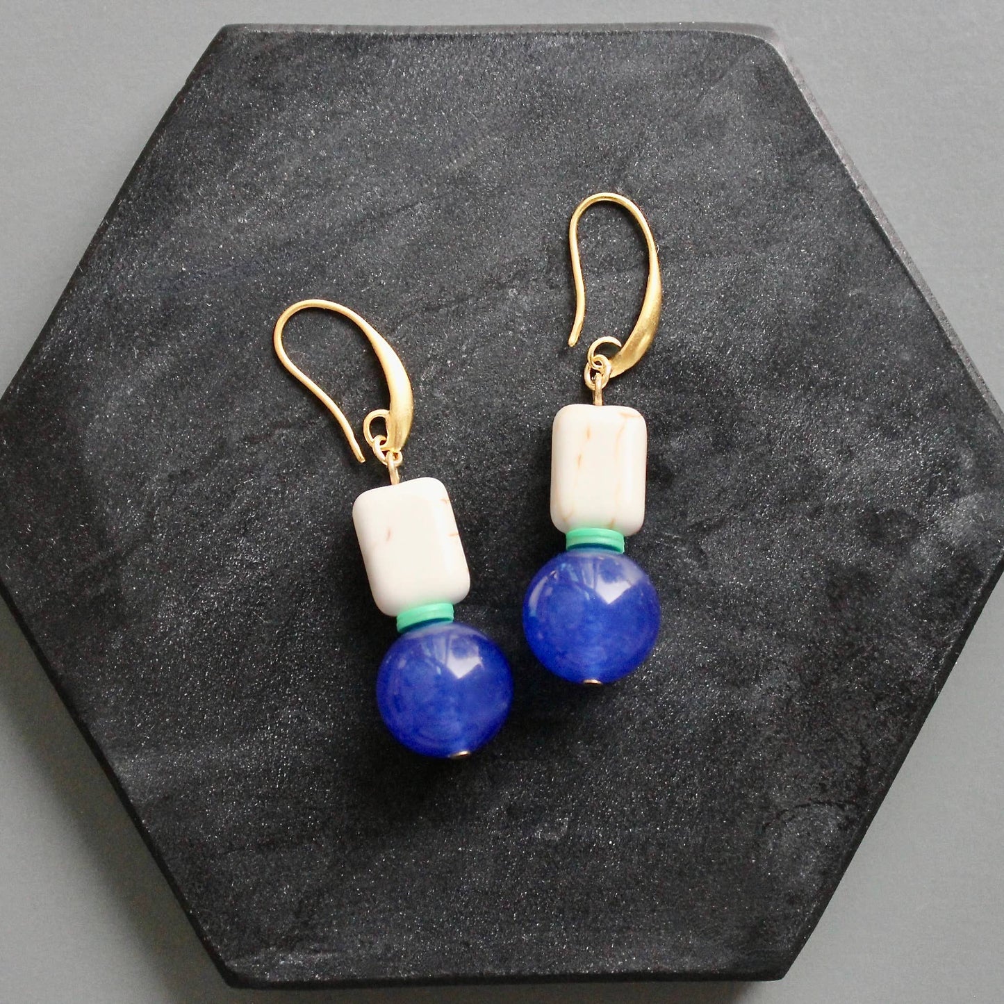 KYLE19 cobalt and white earrings