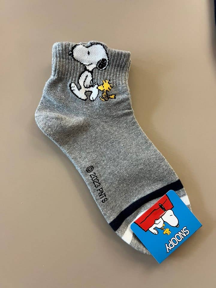 Peanuts Snoop Crew Ankle Socks- Ultra Soft Cotton
