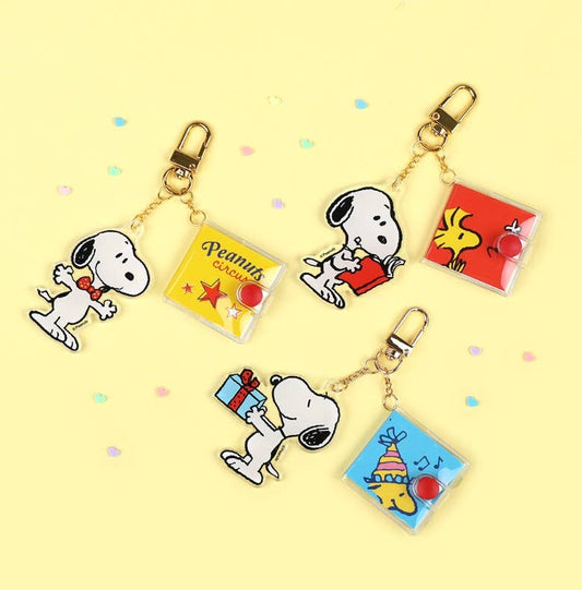 Peanuts Snoopy acrylic charm keychain ring with Mini Memo