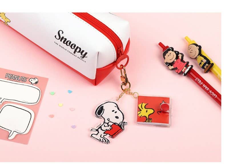 Peanuts Snoopy acrylic charm keychain ring with Mini Memo