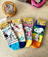 Load image into Gallery viewer, Peanuts Snoopy Charlie Brown ankle Socks/ Cotton Ultra Soft
