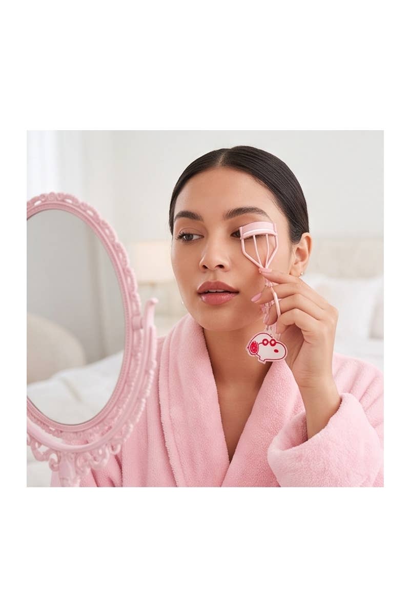 Peanuts Eyelash Curler & Snoopy Keychain