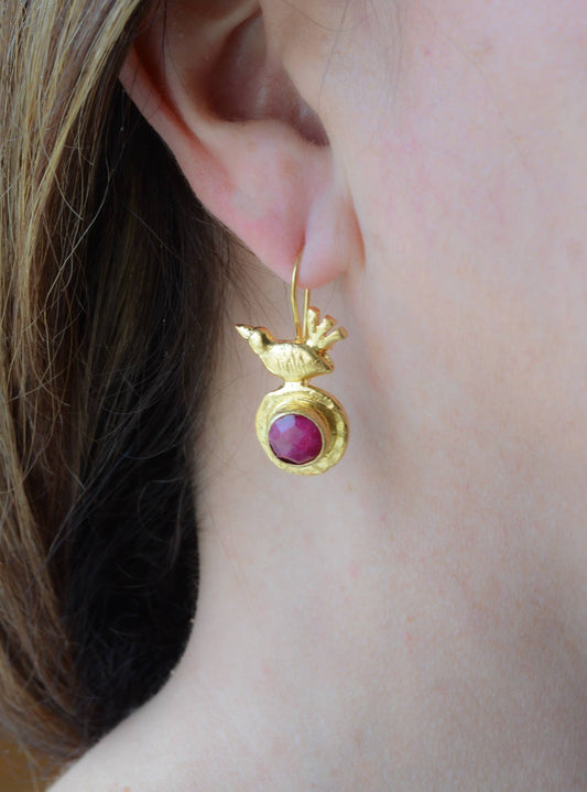 Gold plated bird earring with ruby