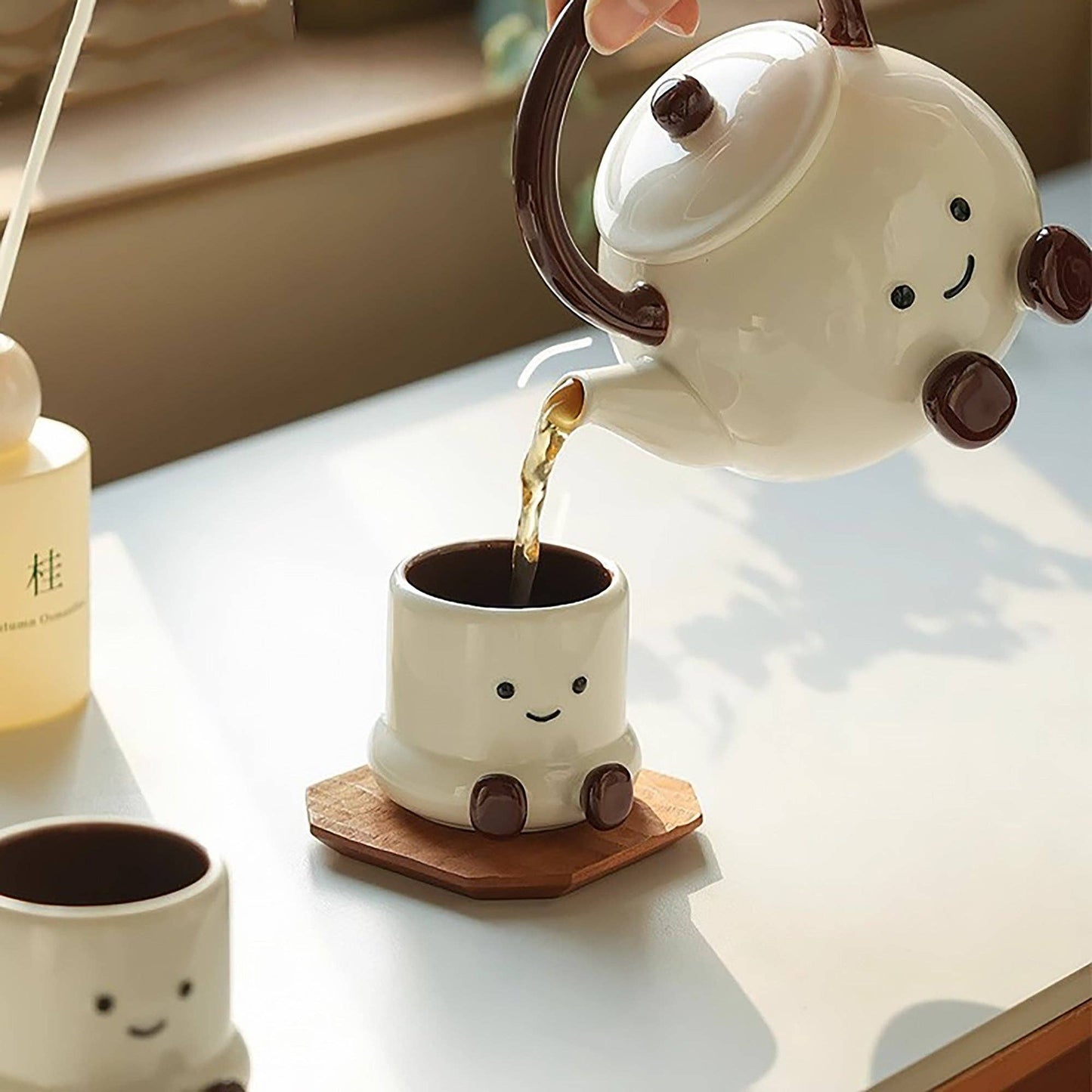 Cute smile pattern ceramic tea set