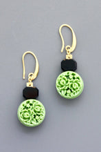 Load image into Gallery viewer, HYLE16 Green and black floral earrings
