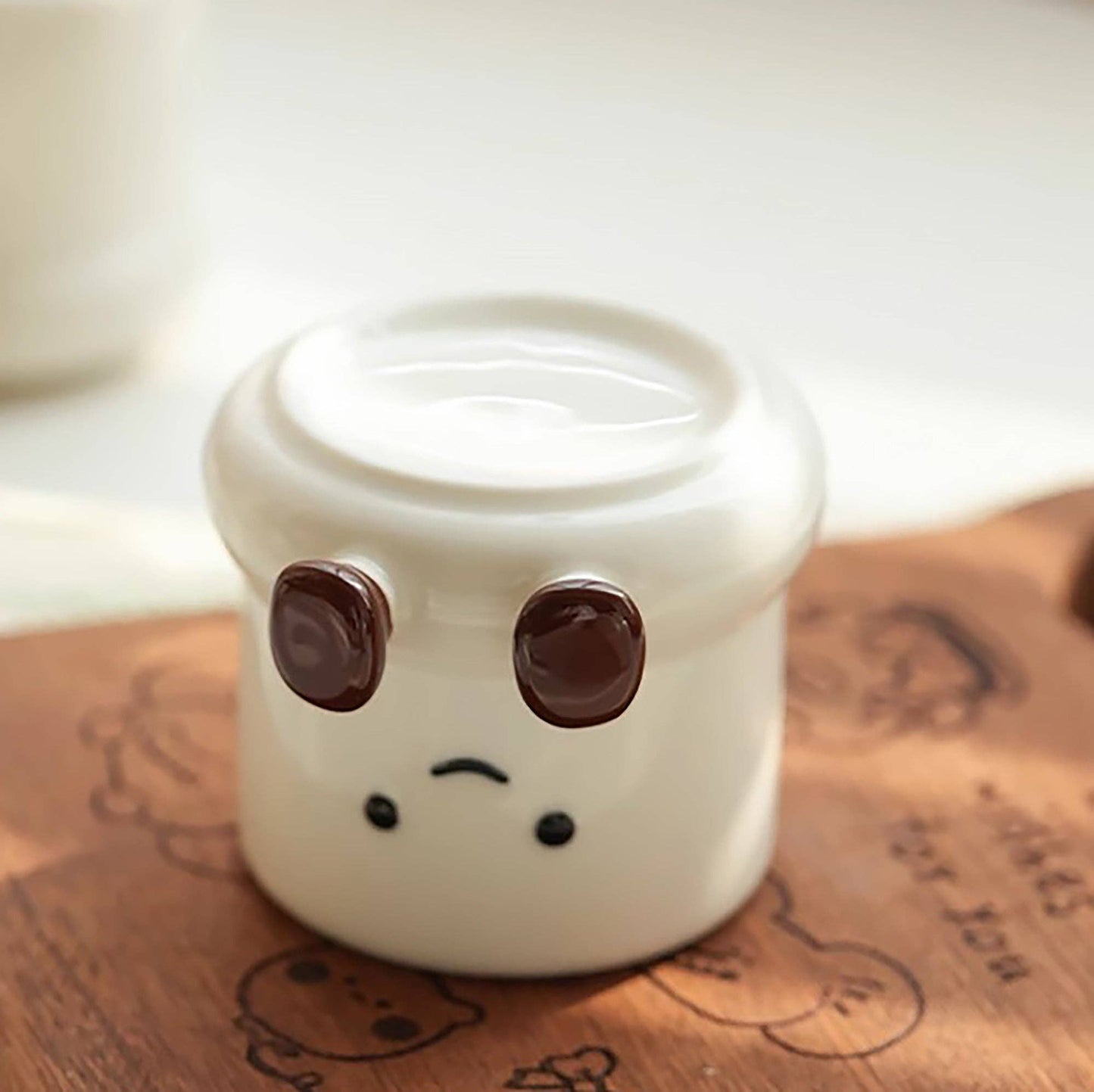 Cute smile pattern ceramic tea set