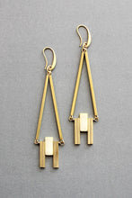 Load image into Gallery viewer, ISLE56 Mother-of-pearls and brass geometric earrings
