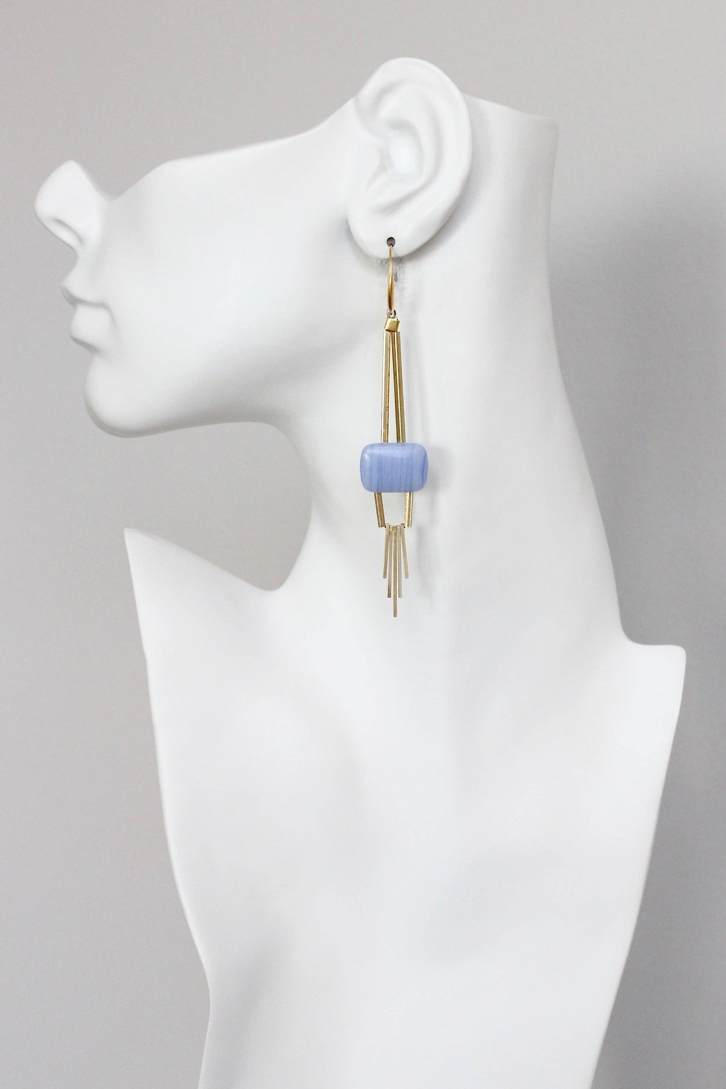 KYLE76 lavender geometric earrings