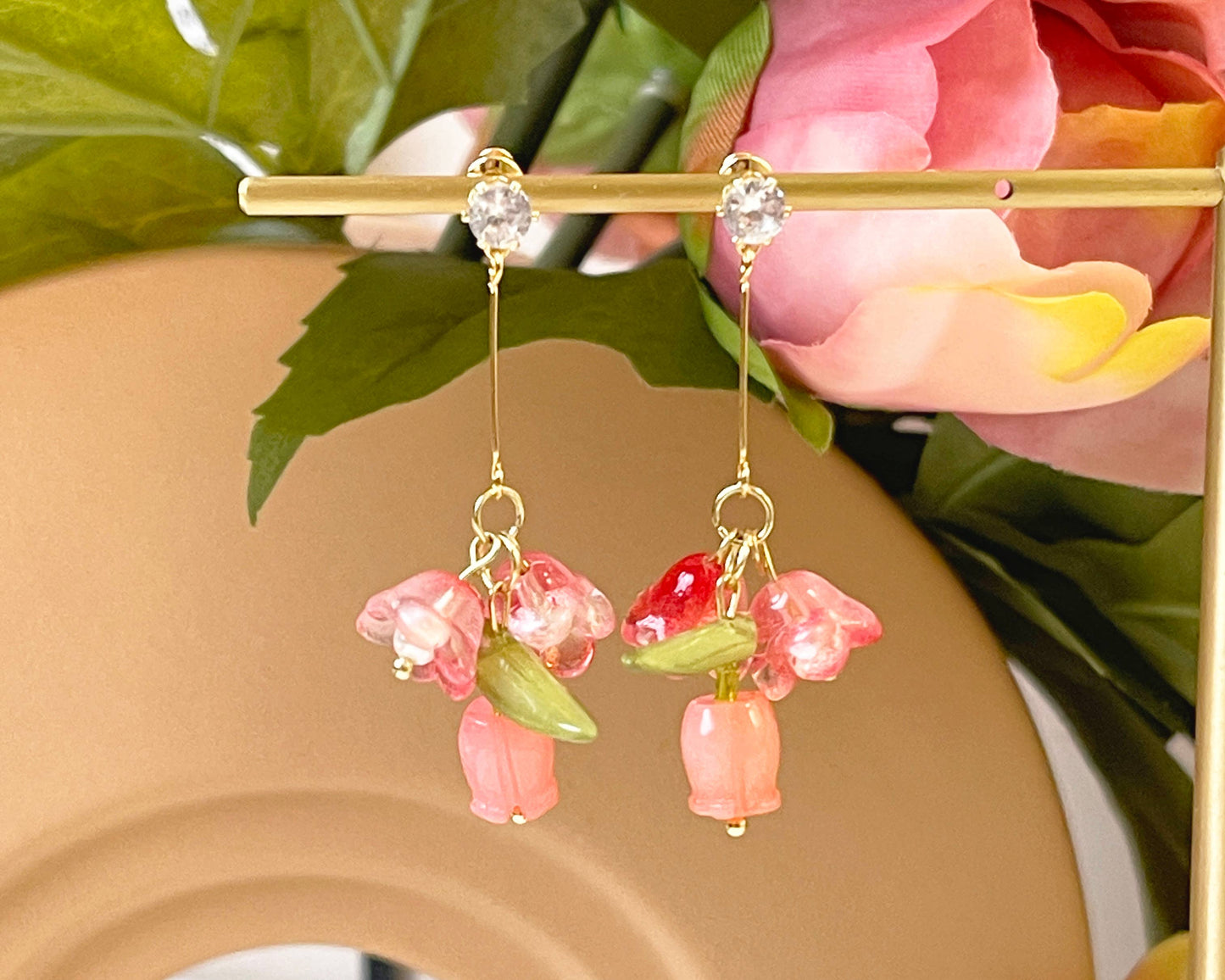 E137 lily flower earrings, floral earrings, flower earrings