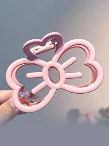 Hello Kitty Hair Claw - Front & Company: Gift Store