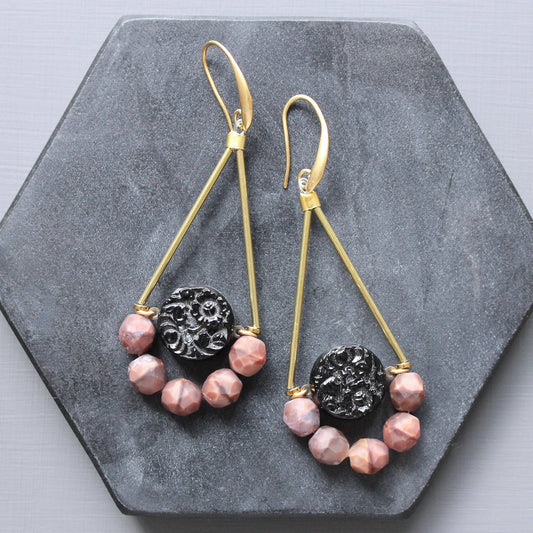 JLTE56 vintage black glass geometric earrings